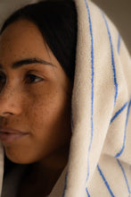 Drap de plage Naram moonbeam & ultramarine - BONGUSTA - THE NICE FLEET