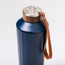 Bouteille isotherme Hemingway Boathouse Navy 750ml – BUSINESS & PLEASURE CO. - THE NICE FLEET